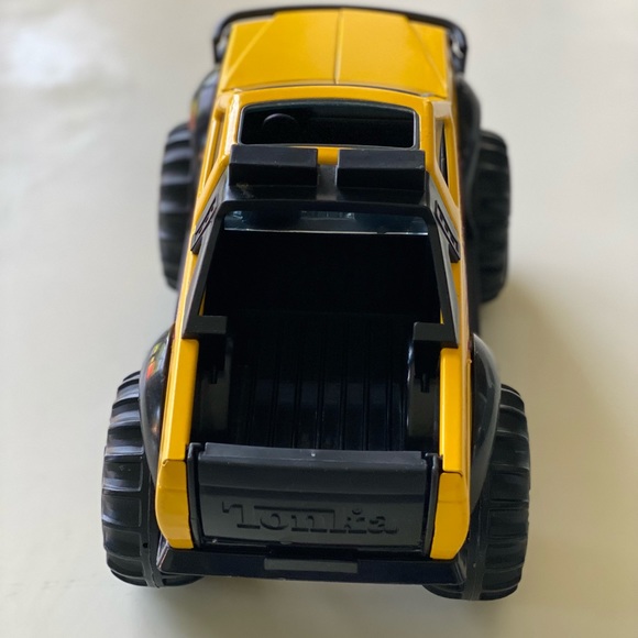 Tonka Steel 4X4 Toy Pickup Truck 2012 - Picture 5 of 5